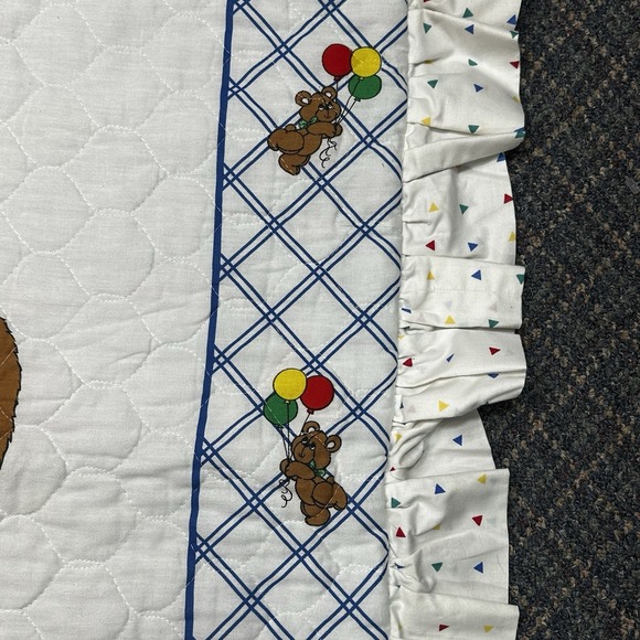 Vintage That's Our Baby Quilted Crib Blanket Bear Balloons 80s 90s Primary Color - Picture 6 of 7